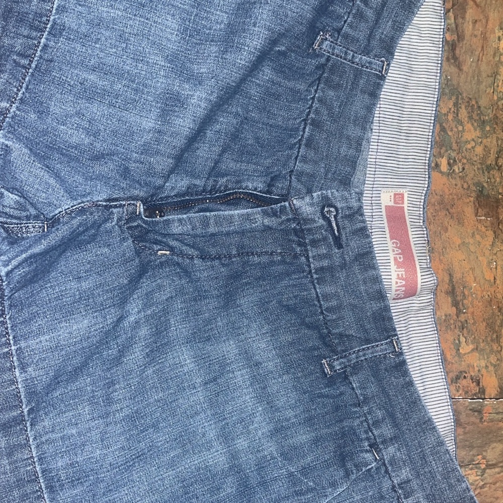 GAP Blue Relaxed Jeans for Effortless Style
